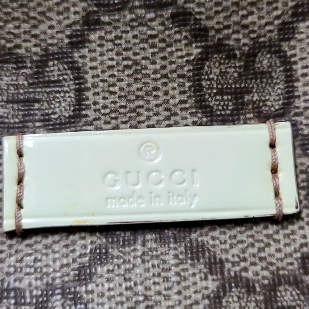 💯 Authentic Gucci Handbag 🍀 - Picture 13 of 16